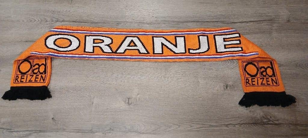 holland sjaal, Verzamelen, Sportartikelen en Voetbal, Zo goed als nieuw, Vaantje of Sjaal, Overige binnenlandse clubs, Ophalen of Verzenden