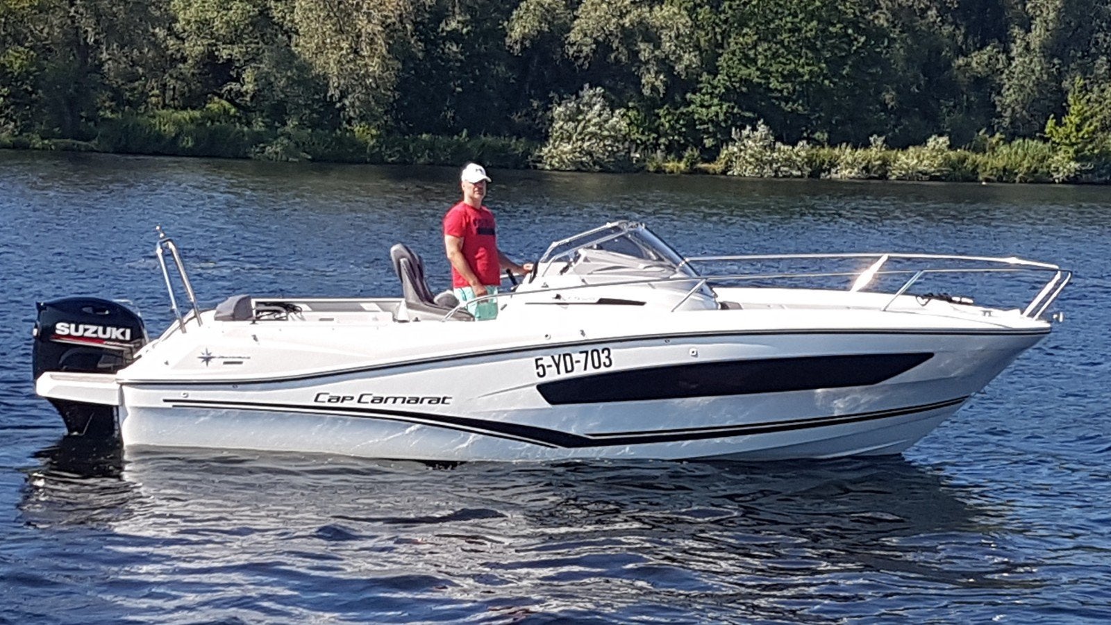 Jeanneau Cap Camarat 7.5 WA - Suzuki 200 PK 4-tact, Watersport en Boten, Viertaktmotor, 49 cm, Zo goed als nieuw, 8 m