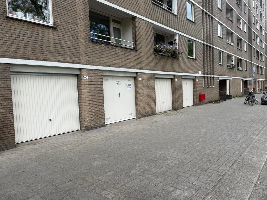 Garagebox Rotterdam te HUUR 23m2 - loods opslag garage box
