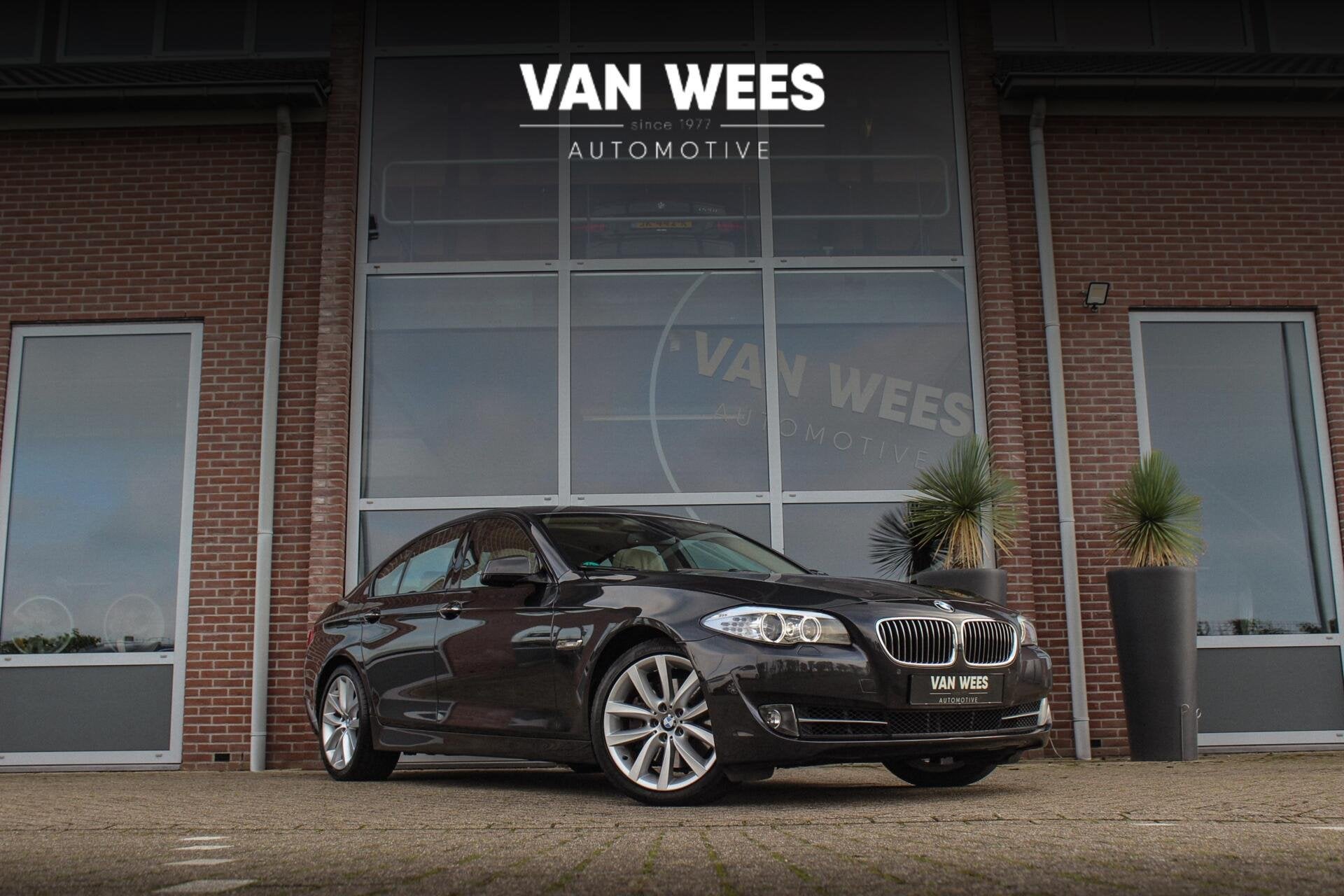 BMW 5-serie 535i High Executive | Dealer onderhouden | Innov, Dealer onderhouden, Achterwielaandrijving, Gebruikt, 1675 kg