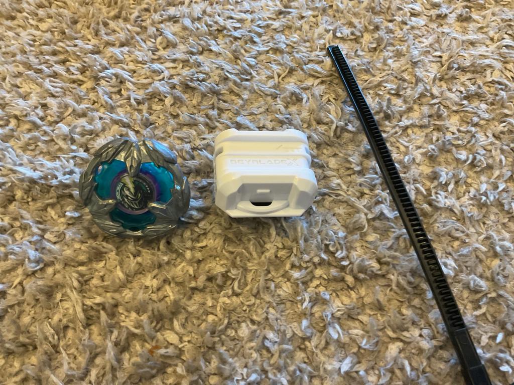 Lance Knight Beyblade met Launcher, Ophalen, Gebruikt, Jongen