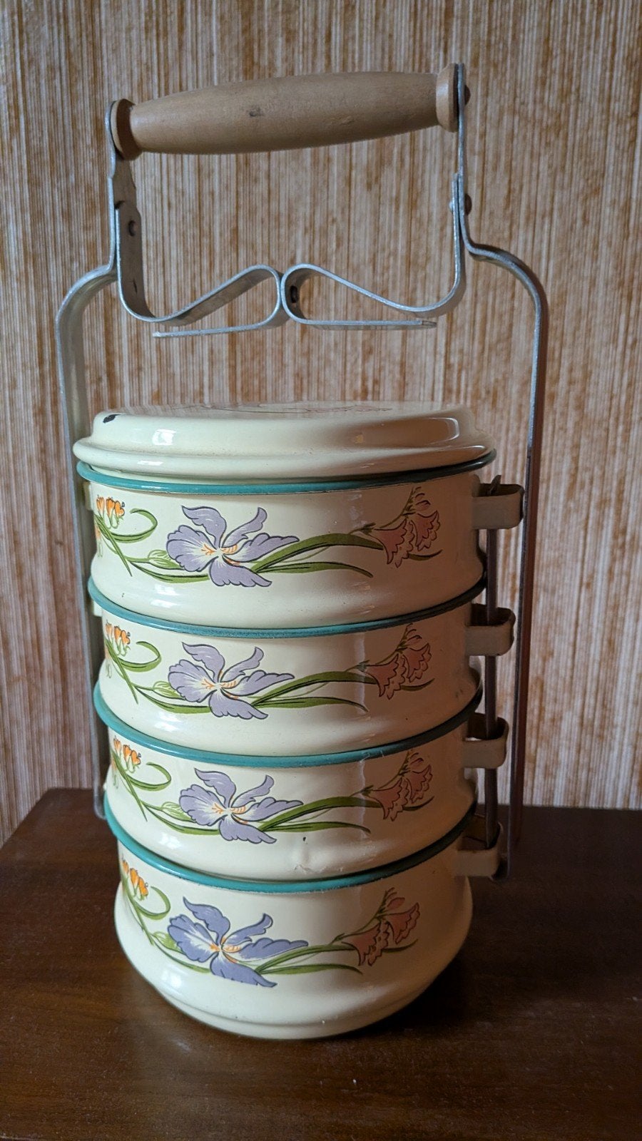 Vintage emaille tiffin lunchbox met bloemmotief, Ophalen