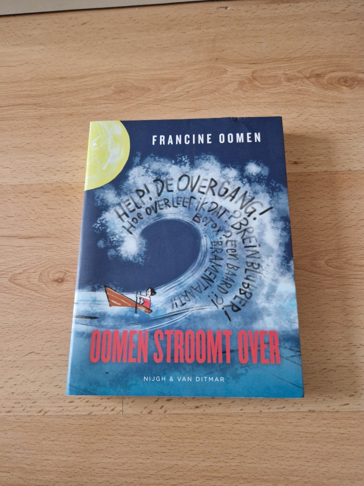 boek francine oomen stroomt over overgang, Boeken, Ophalen of Verzenden, Zo goed als nieuw