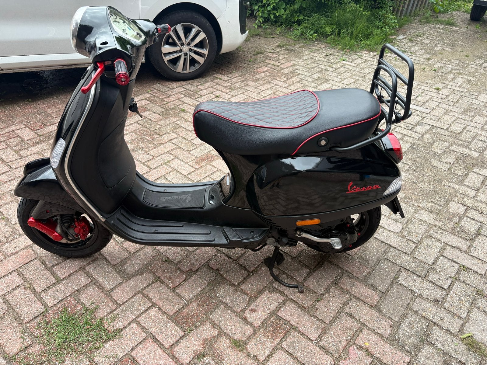 Vespa LX 50 - Weinig kilometers met alarm, Fietsen en Brommers, Scooters | Vespa, Ophalen, Gebruikt, Benzine, Vespa LX