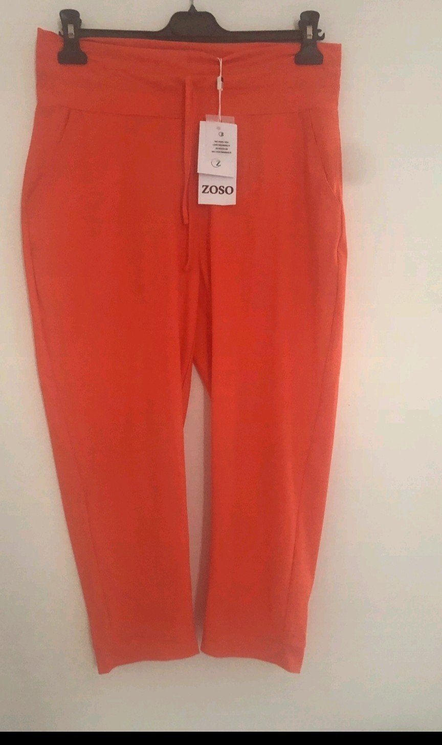 Nieuwe ZOSO driekwart broek - Maat M - Oranje, Kleding | Dames, Broeken en Pantalons, Nieuw, Maat 38/40 (M), Oranje, Driekwart