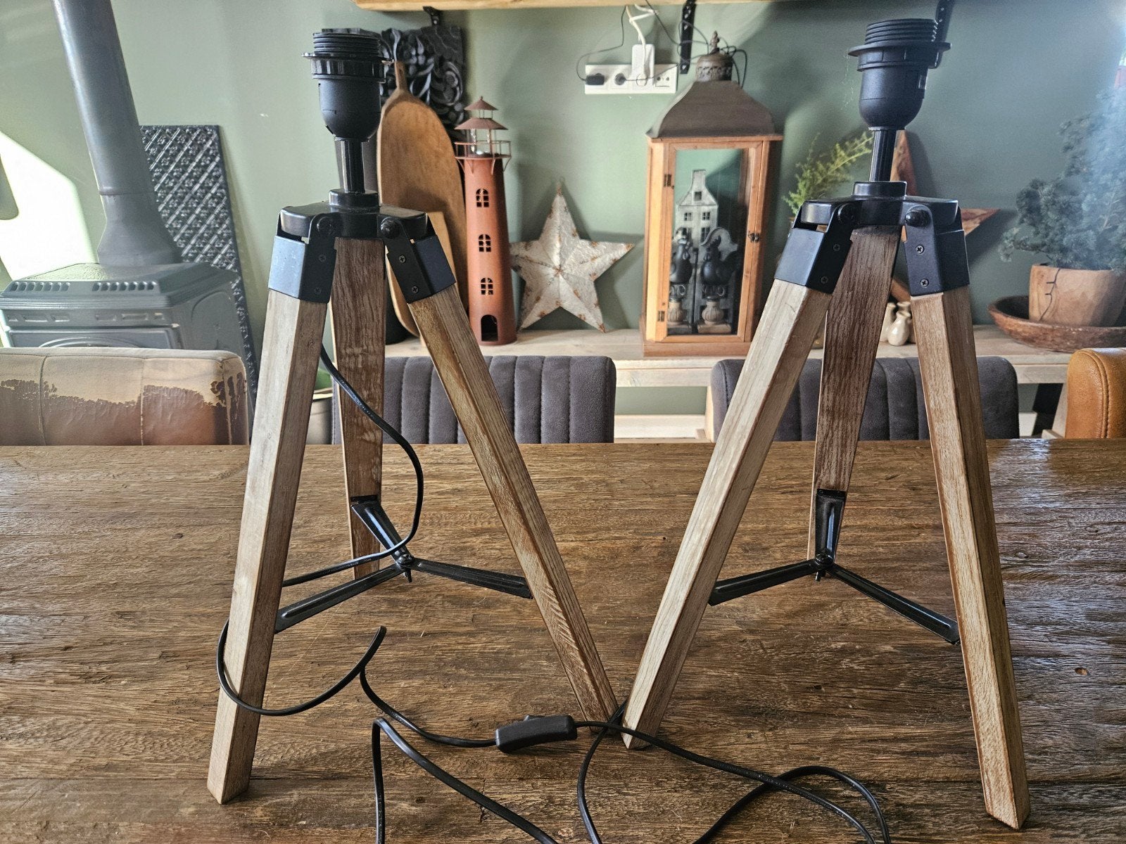 2 supermooie lampenpoten, Zwart, Ophalen, Hout, Industrieel