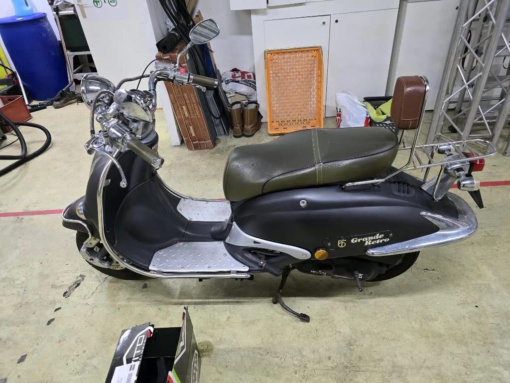 BTC Grande Retro GT2 snorscooter, Gebruikt, Benzine, Ophalen, Overige merken
