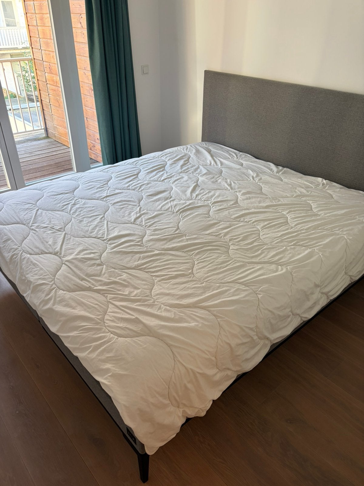 Hoogwaardig Swiss Sense bed en matras 180x200