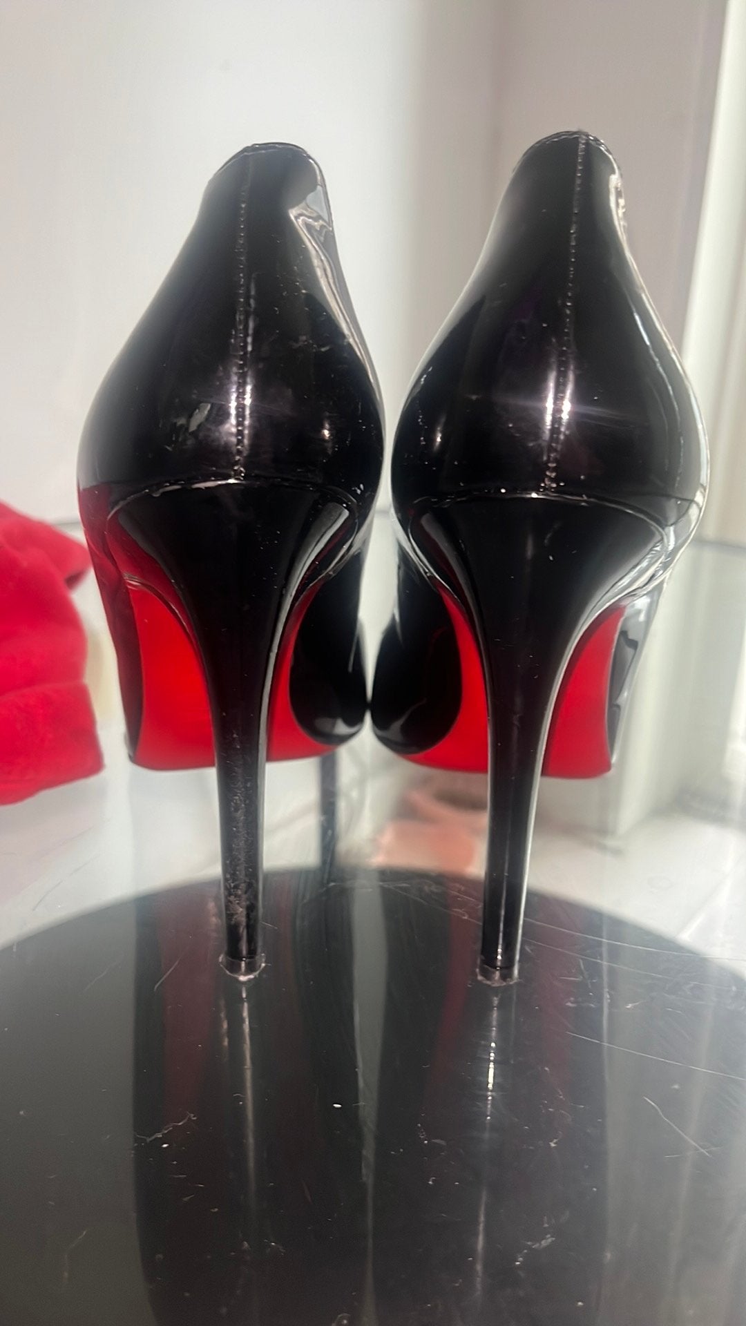 Christian Louboutin Kate pumps - Maat 42, Ophalen of Verzenden, Zo goed als nieuw, Zwart