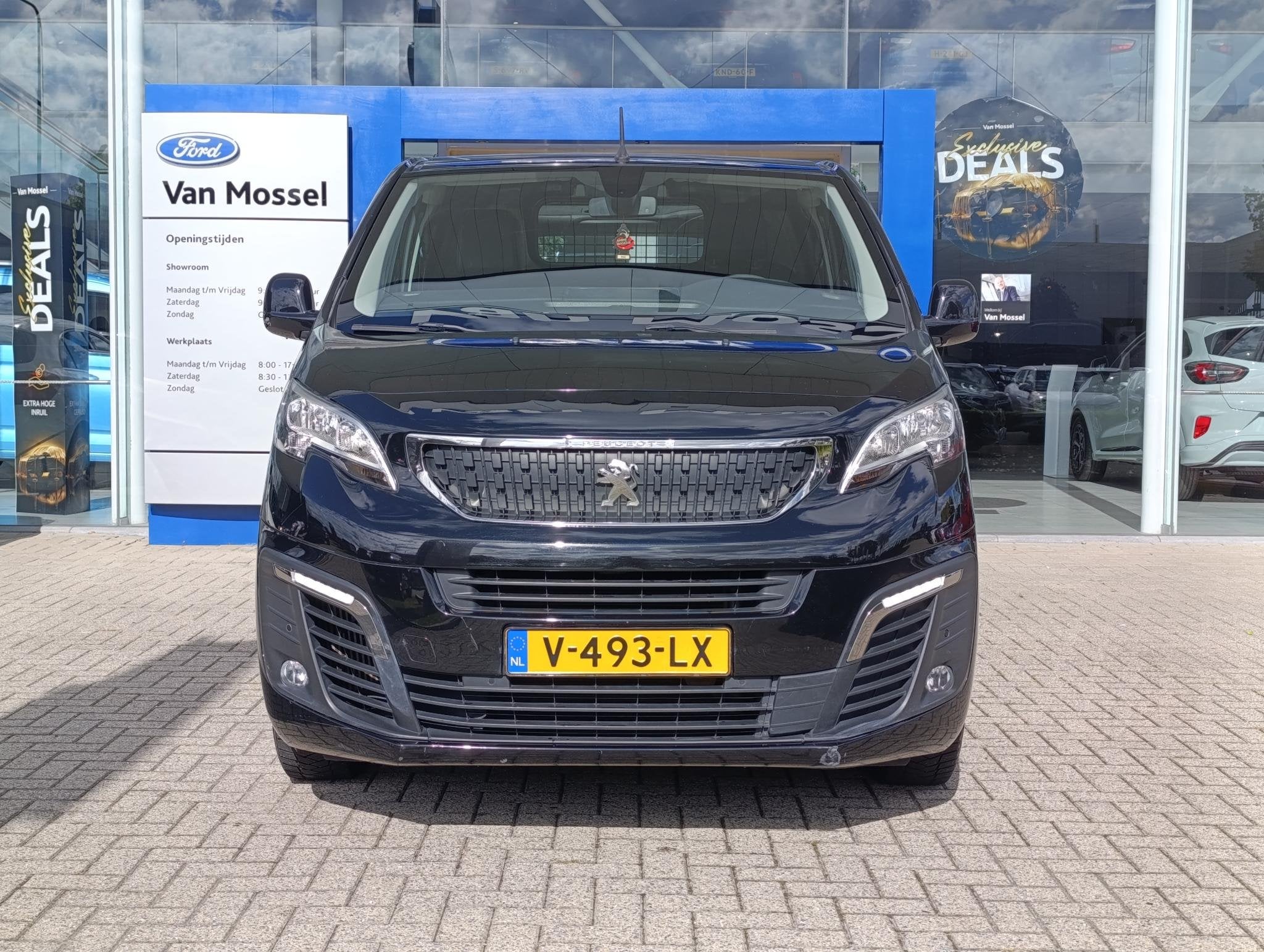 Peugeot Expert 231L 2.0 BlueHDI 180 Premium Pack | Navigatie, Stof, Gebruikt, 4 cilinders, Met garantie (alle)