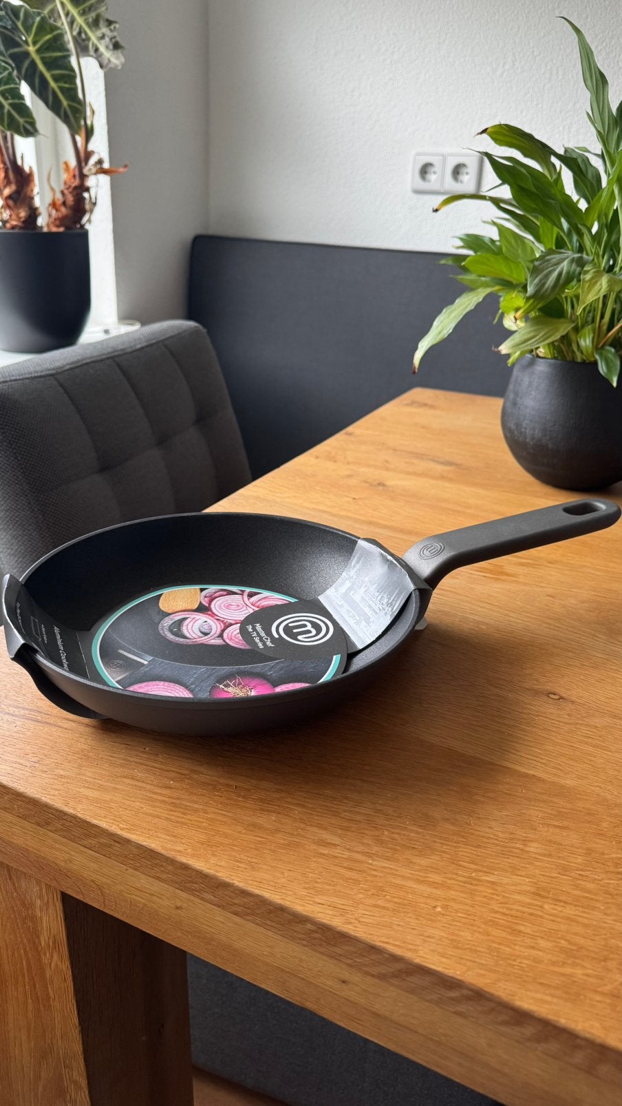 Nieuwe MasterChef aluminium koekenpan 24 diameter, Huis en Inrichting, Keuken | Potten en Pannen, Ophalen of Verzenden, Zo goed als nieuw