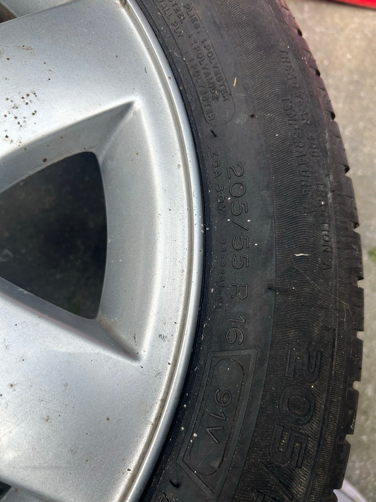 Zomerbanden met BMW velgen R16 205/55, Ophalen