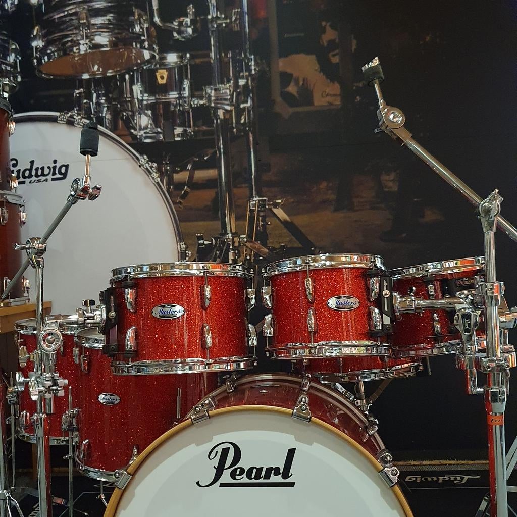 Pearl Master Complete + complete hardware:Interessante prijs, Muziek en Instrumenten, Drumstellen en Slagwerk, Zo goed als nieuw
