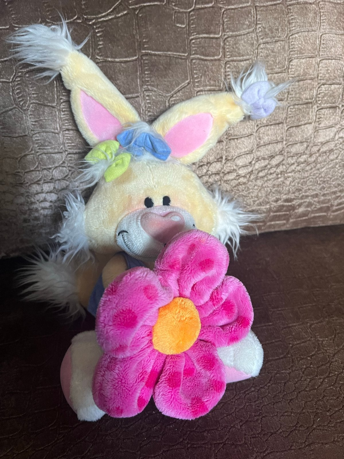 Schattig konijn knuffel met bloem van de collectie Diddl, Overige merken, Overige karakters, Konijn, Ophalen of Verzenden