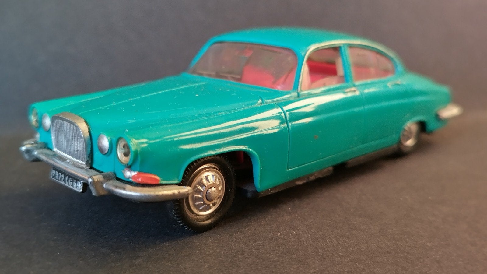 Jaguar Mk 10 Saloon 1:43 Norev Plastique Pol, Auto, Verzenden, ., Norev