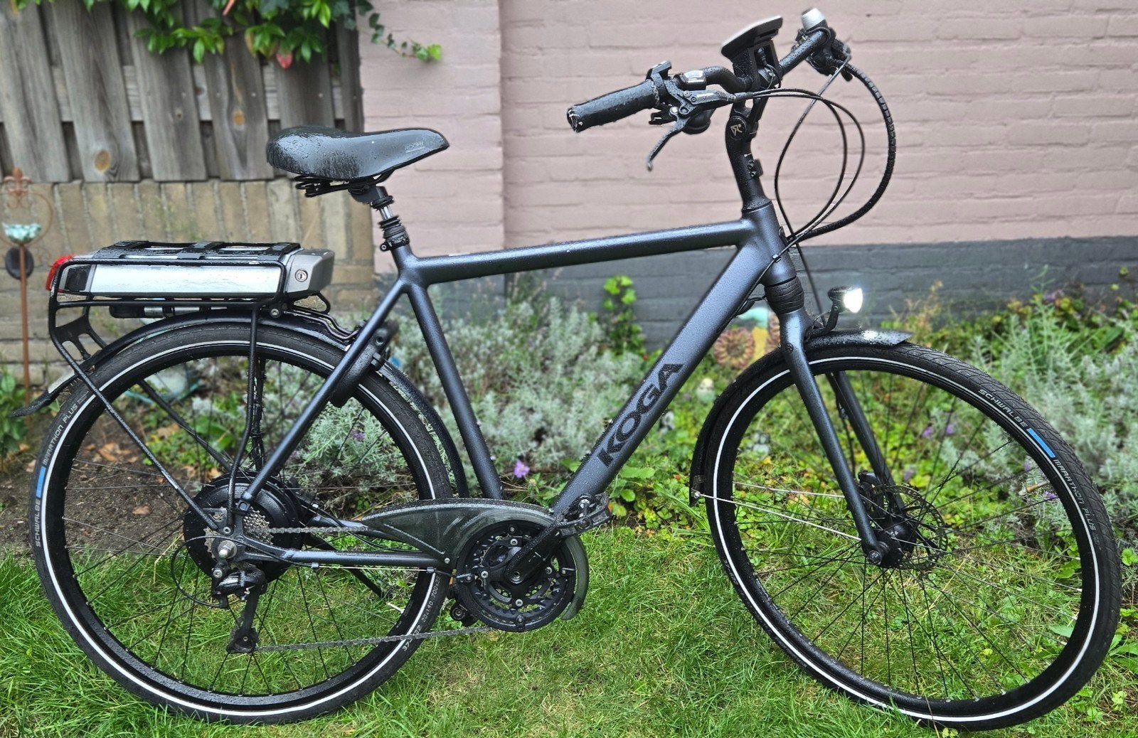 Goede Koga E-Deluxe met nieuwe motor, maat 57cm, Zo goed als nieuw, 50 km per accu of meer, 55 tot 59 cm, Ophalen