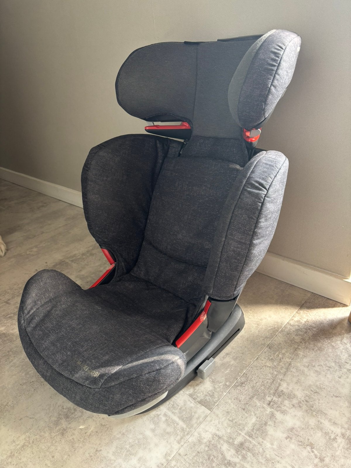 Maxi cosi rodifix autostoel, Kinderen en Baby's, Autostoeltjes, Ophalen, Zo goed als nieuw, 9 t/m 36 kg, Maxi-Cosi