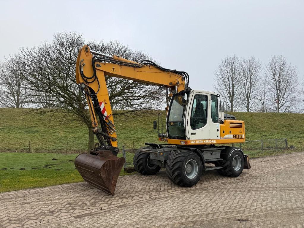 Liebherr A900C Litronic Mobiele kraan VH1053, Zakelijke goederen, Machines en Bouw | Kranen en Graafmachines, Graafmachine