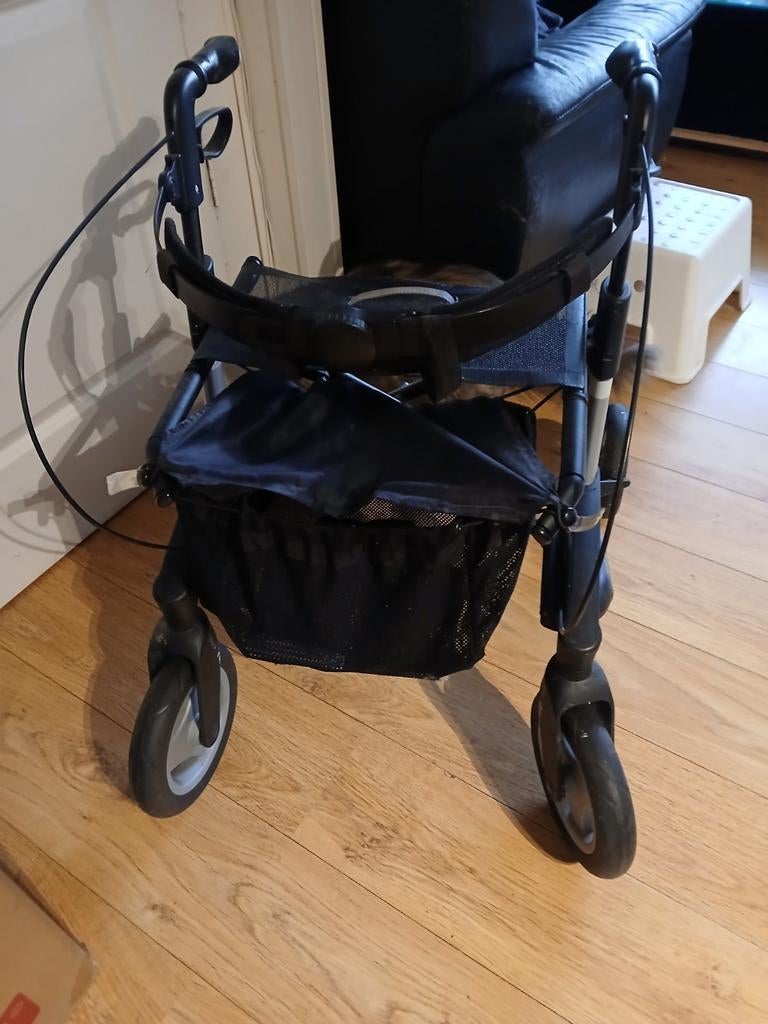 Rollator, Diversen, Ophalen, Opvouwbaar, Gebruikt