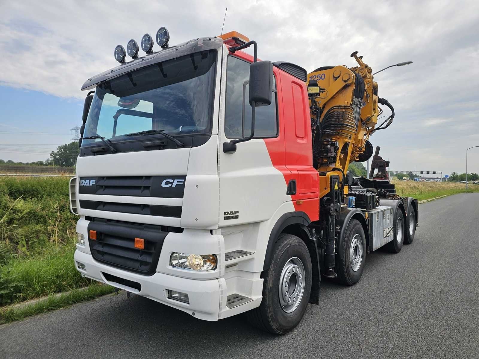 DAF - FAD 85 CF 430 8x4 Bergingswagen met Effer 125 Tonmeter, Overige brandstoffen, Bedrijf, DAF, Te koop