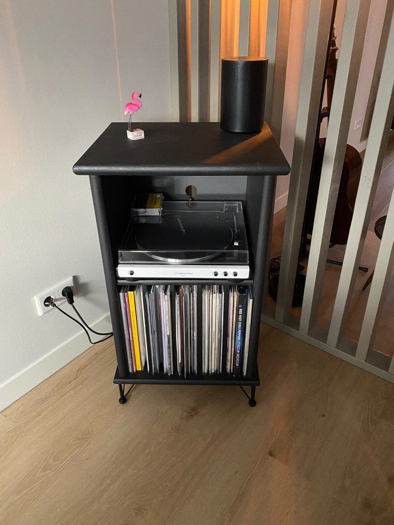 Zwart vinyl meubel - LP kast, Met plank(en), Minder dan 50 cm, Modern, Industrieel, Ophalen of Verzenden