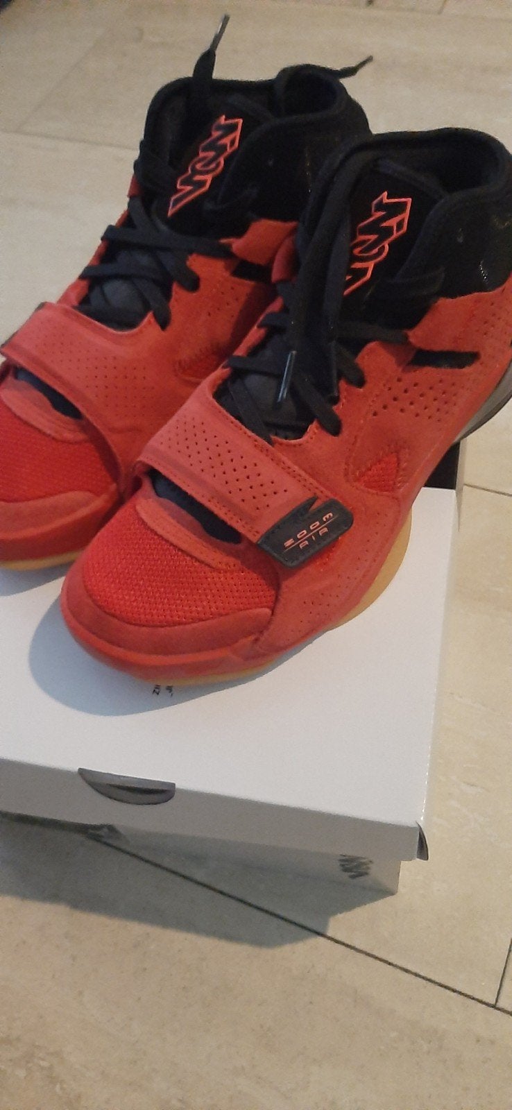 te koop Jordan zion 2 sneakers maat 40.5 nieuw, Ophalen of Verzenden, Nieuw