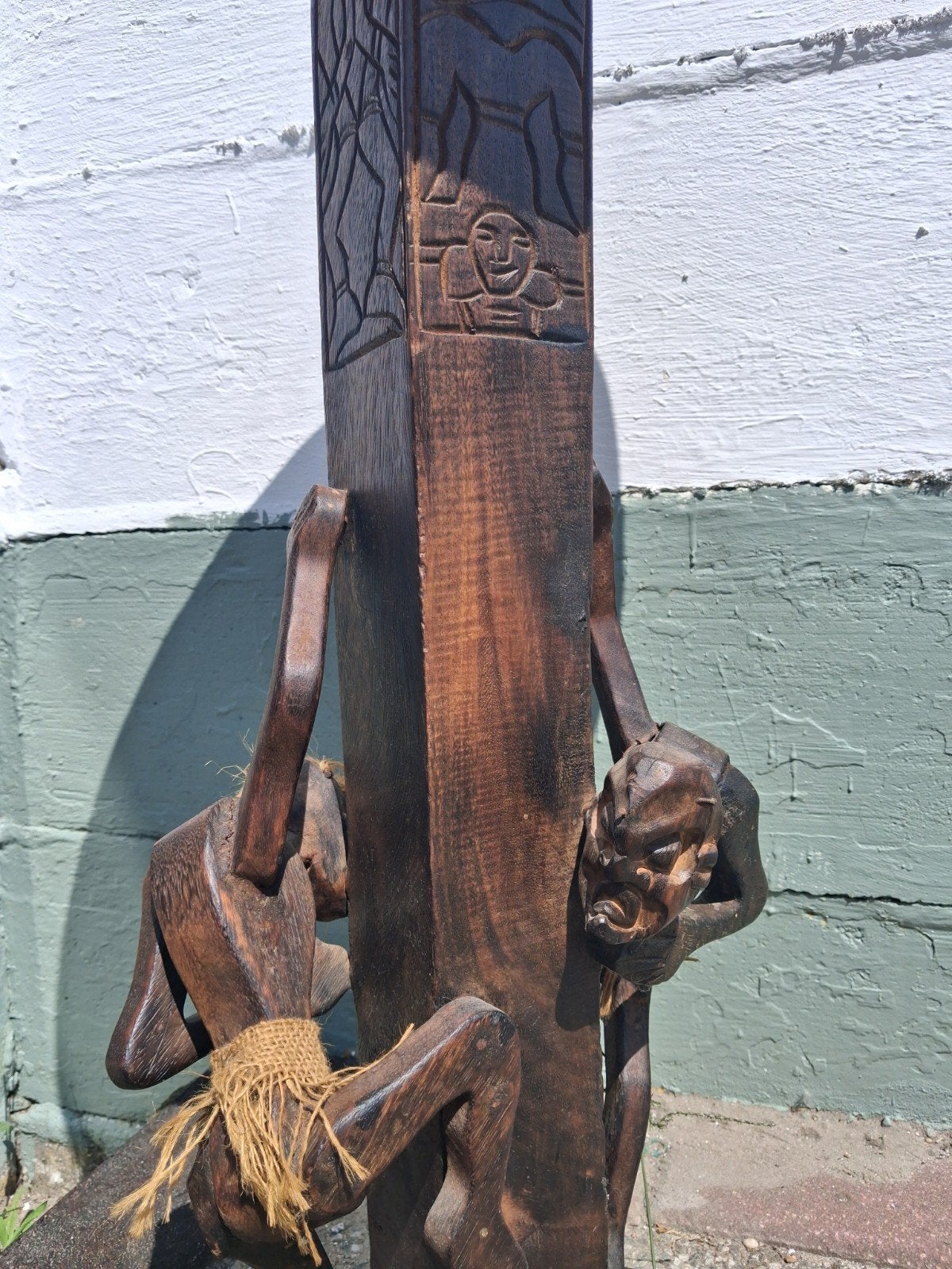 Uniek handgesneden Afrikaans krukje/bijzettafel, Hout, Bruin, Afrika, Overige typen