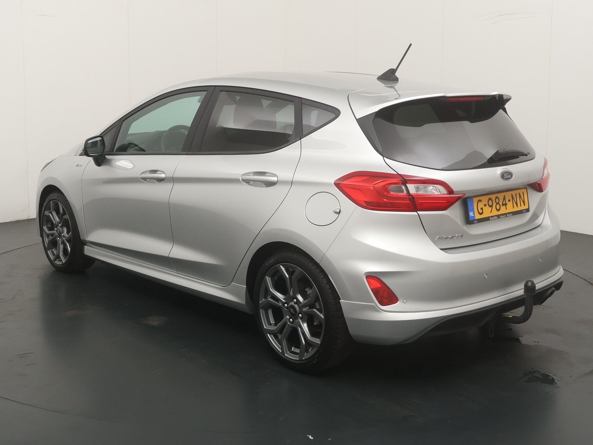Ford Fiesta 100PK EcoBoost ST-Line | Trekhaak | Voorruitverw, Auto's, Gebruikt, 580 kg, 49 €/maand, Origineel Nederlands