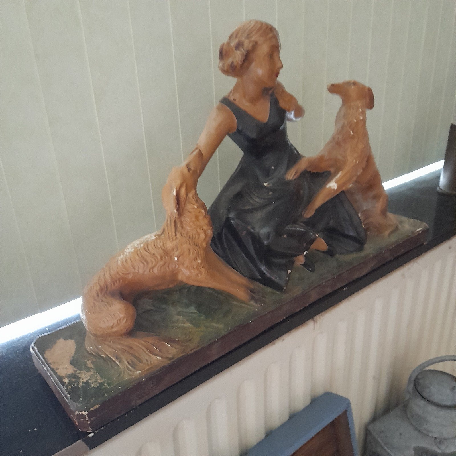 Vintage beeld vrouw met honden - Art Deco stijl, Ophalen, Art deco, Gips, 50 - 100 cm