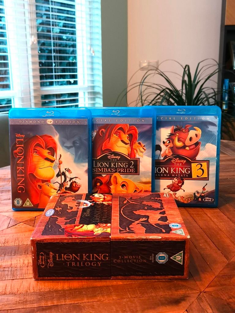 The Lion King 1 & 2 & 3 / De Leeuwenkoning 1 & 2 & 3 Trilogy, Ophalen of Verzenden, Zo goed als nieuw, Tekenfilms en Animatie