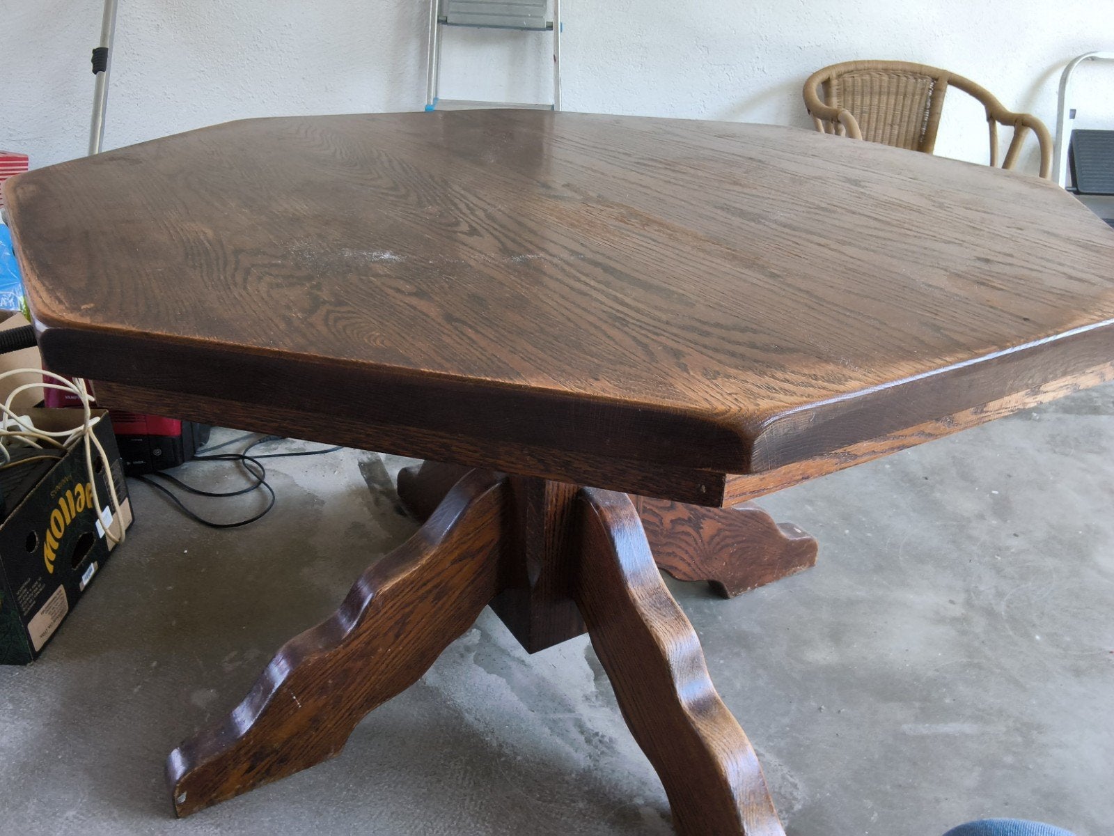 eetkamertafel plus 4 stoelen plus tafelkeed, Huis en Inrichting, Ophalen