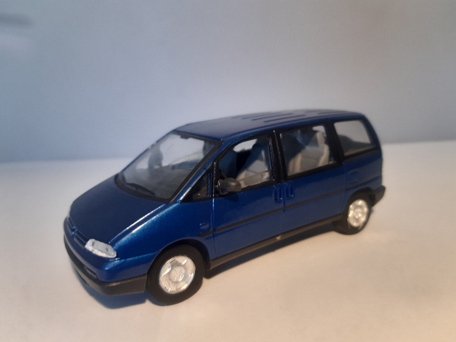 Peugeot 806 van Solido, Ophalen of Verzenden, Zo goed als nieuw, Auto, Solido