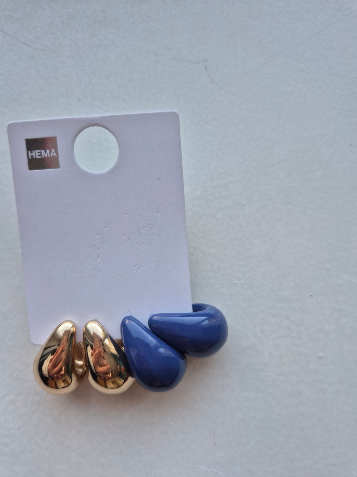 Hema Oorbellen Set: Goudkleurig & Blauw, Sieraden, Tassen en Uiterlijk, Oorbellen, Ophalen of Verzenden
