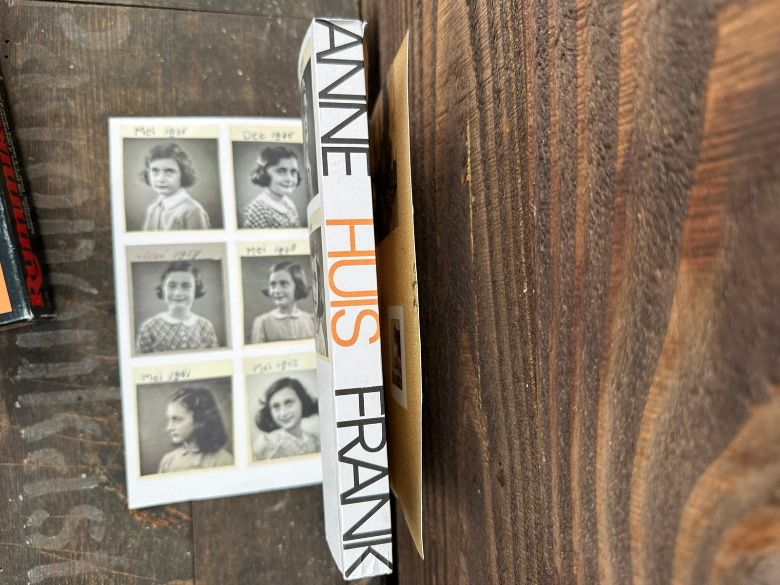 Boek anne frank, Ophalen of Verzenden, Zo goed als nieuw