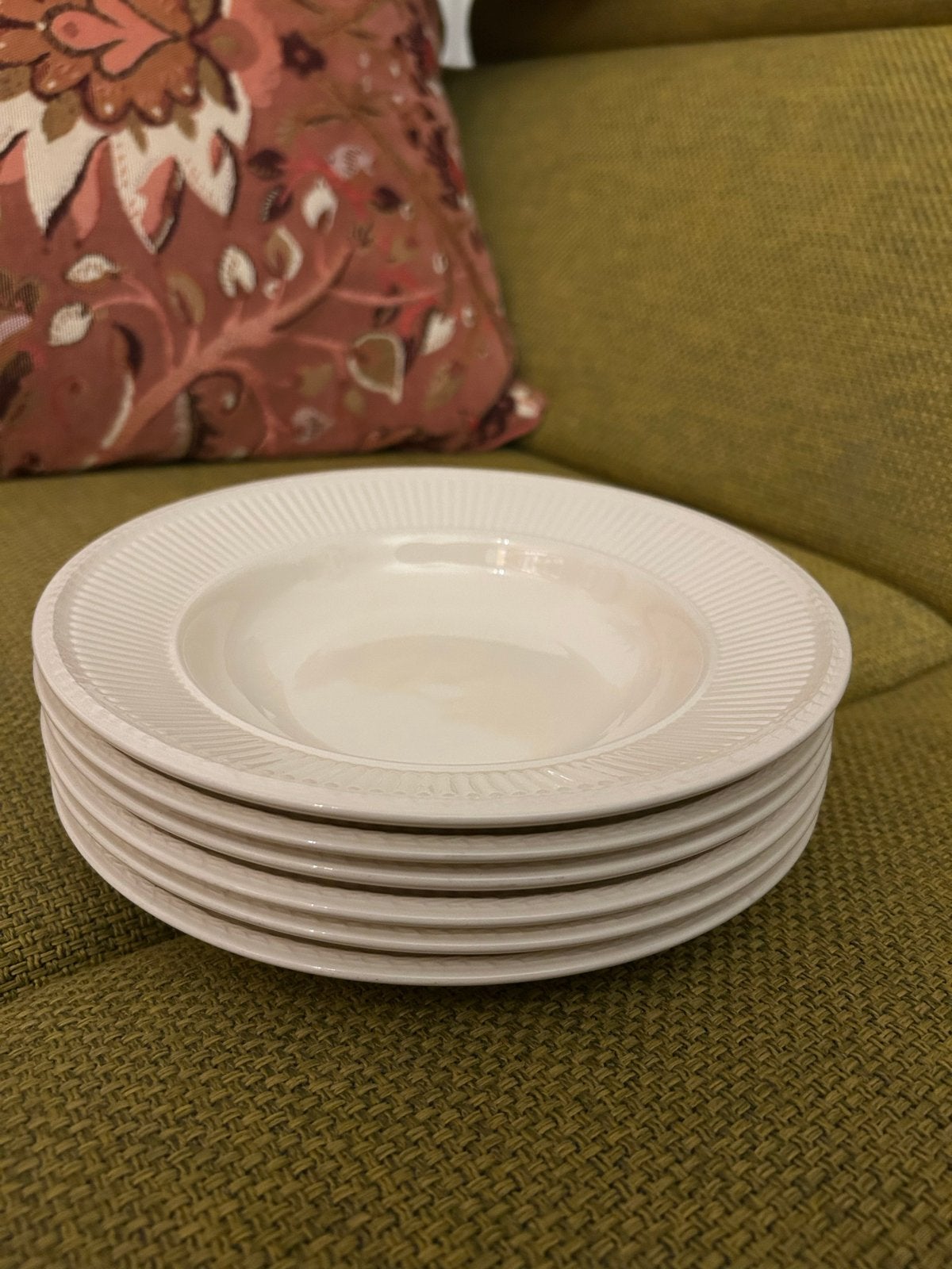 6 Wedgwood Edme diepe borden 23cm, Ophalen, Zo goed als nieuw, Bord(en), Wedgwood