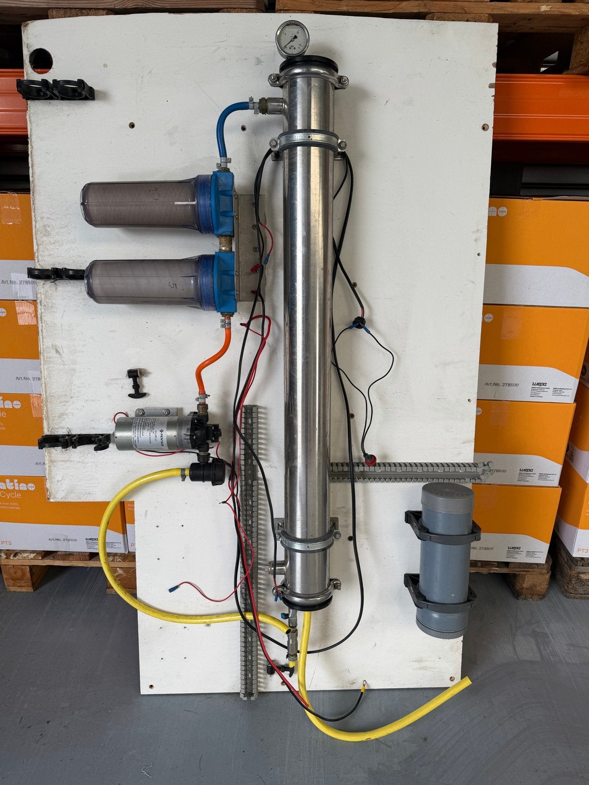 Professionele osmose-installatie glasbewassing.Tuckerpole, Ophalen