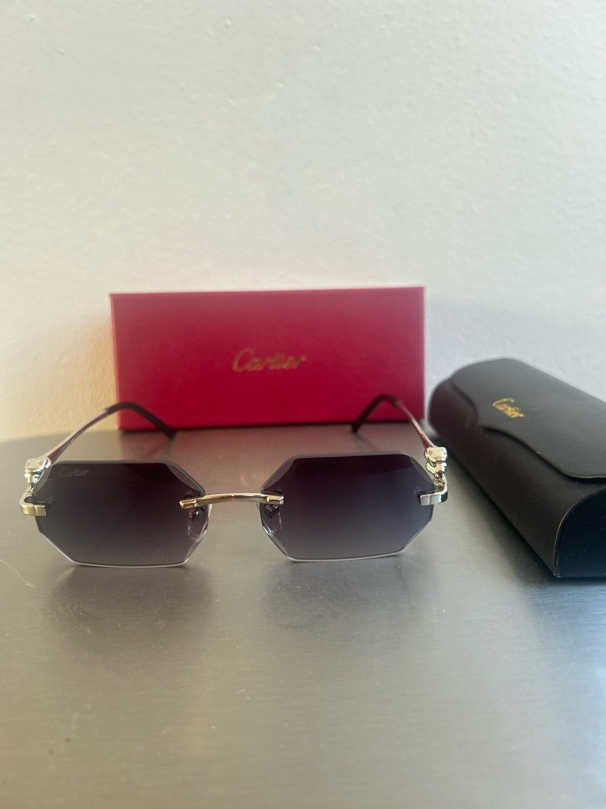 Cartier piccadilly zonnebril donkerpaars, Ophalen of Verzenden, Zo goed als nieuw, Overige merken