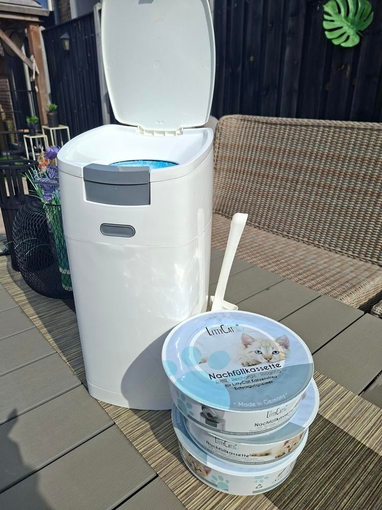Little cat litterlocker, Ophalen