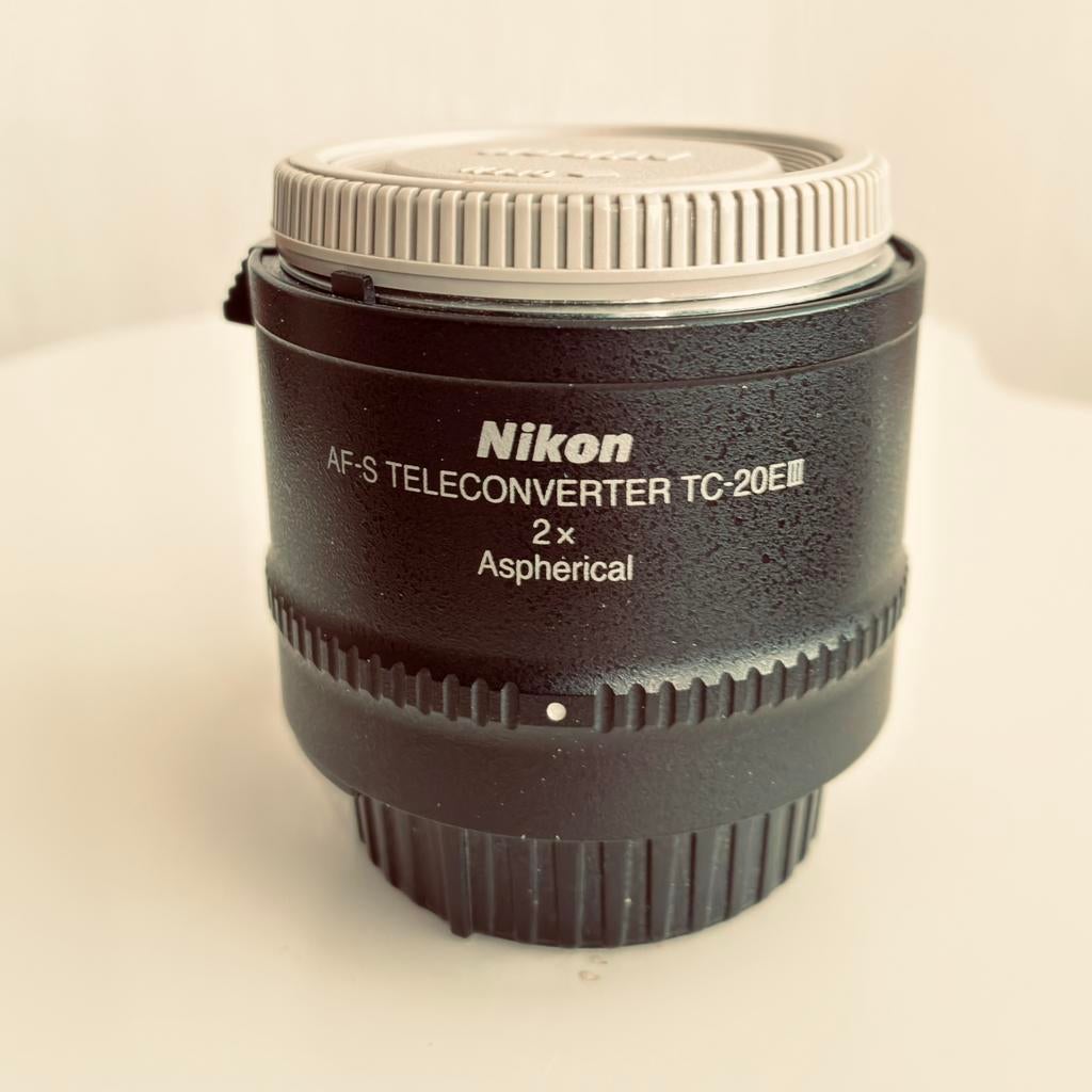 Nikon AF-S TC-20EIII Teleconverter, Ophalen of Verzenden, Zo goed als nieuw, Telelens