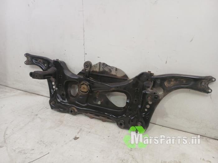 Subframe van een Volkswagen Golf, Gebruikt, -, Volkswagen, -