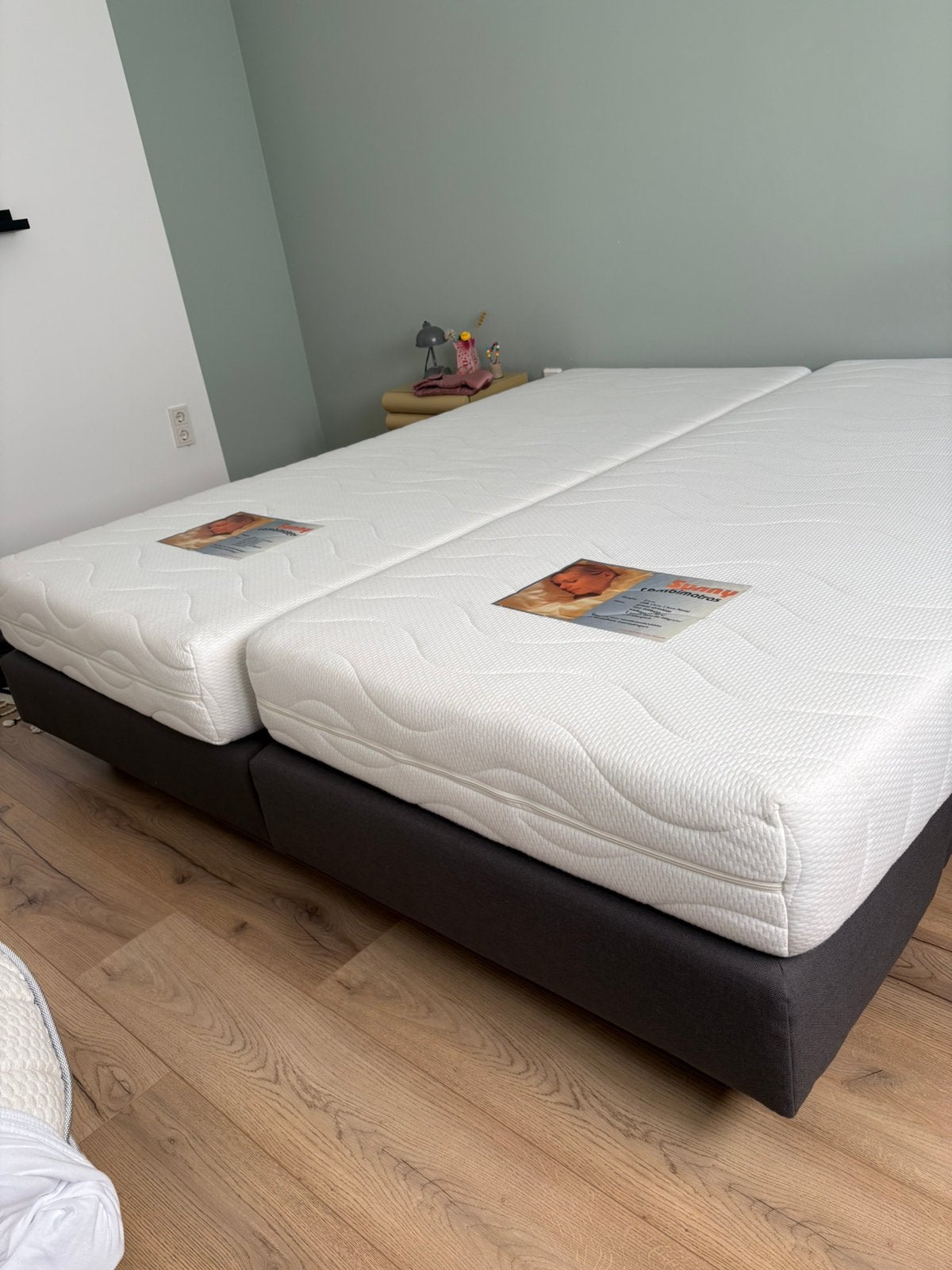Boxspring 2 aparte bedden GRATIS, Ophalen, Gebruikt, 210 cm, Tweepersoons