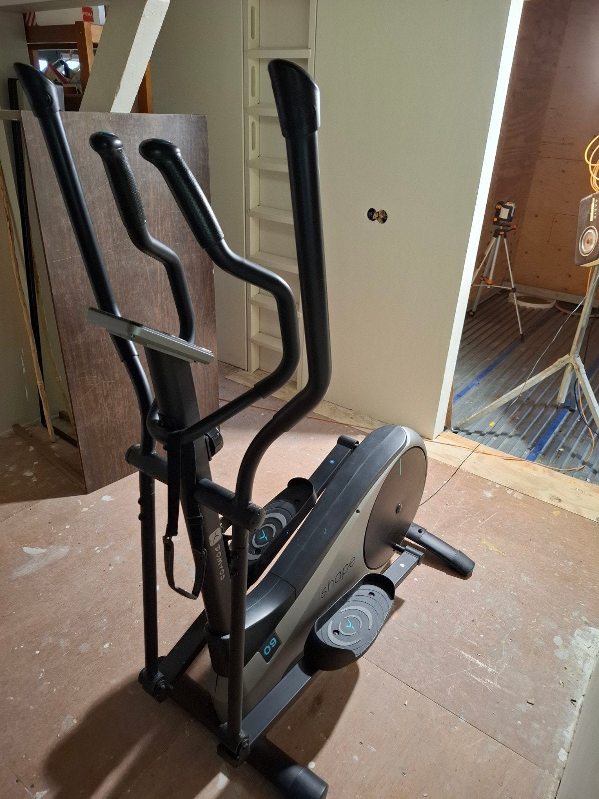 Domyos Crosstrainer Shape+ 09 - Zo goed als nieuw, Ophalen, Zo goed als nieuw, Buik, Crosstrainer