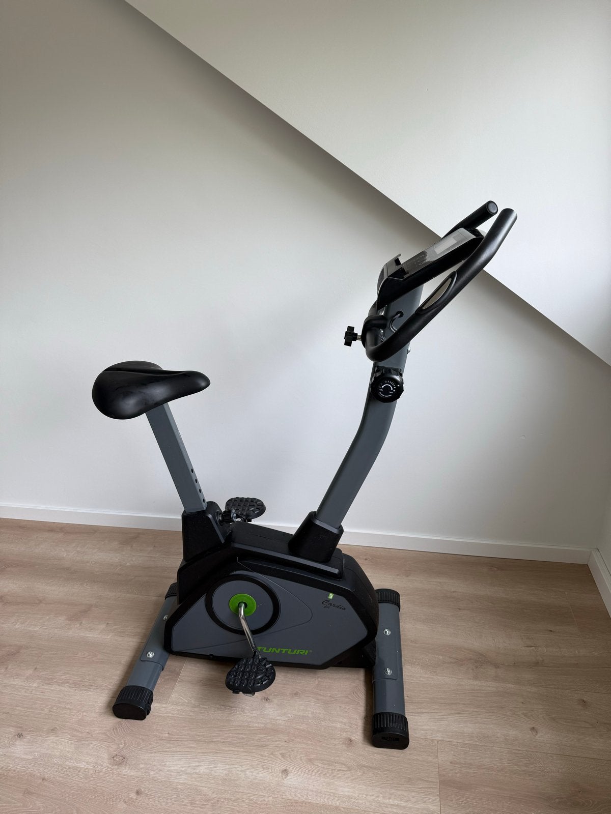 Tunturi Cardio Fit B25 Hometrainer - Zo goed als nieuw, Ophalen, Zo goed als nieuw, Metaal, Benen