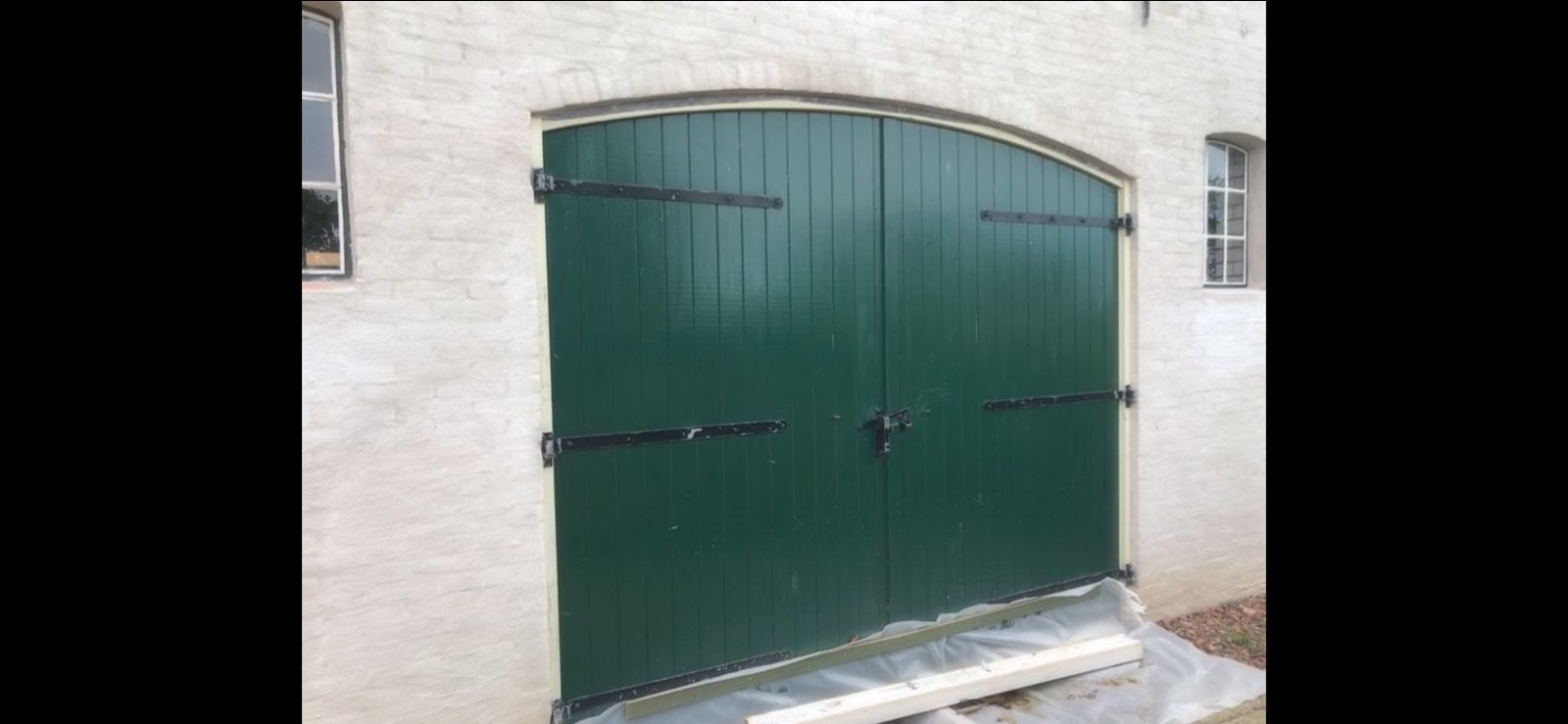 Groene houten garagedeur - Gebruikt, Doe-het-zelf en Verbouw, Gebruikt, Garagedeur, Ophalen of Verzenden, Hout
