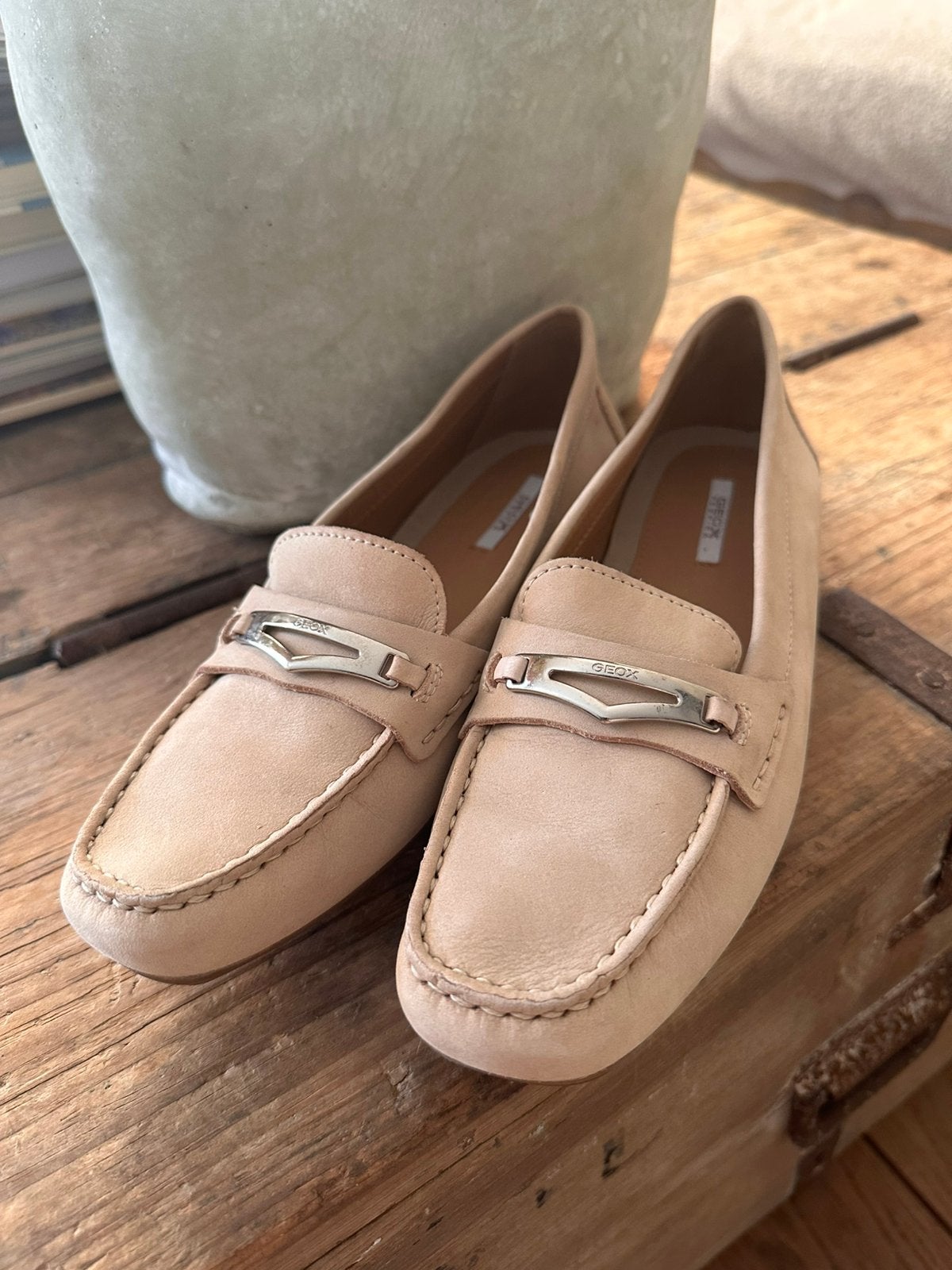 Geox beige suede moccasins izgs mt 38, Ophalen of Verzenden, Zo goed als nieuw, Beige, Sneakers of Gympen