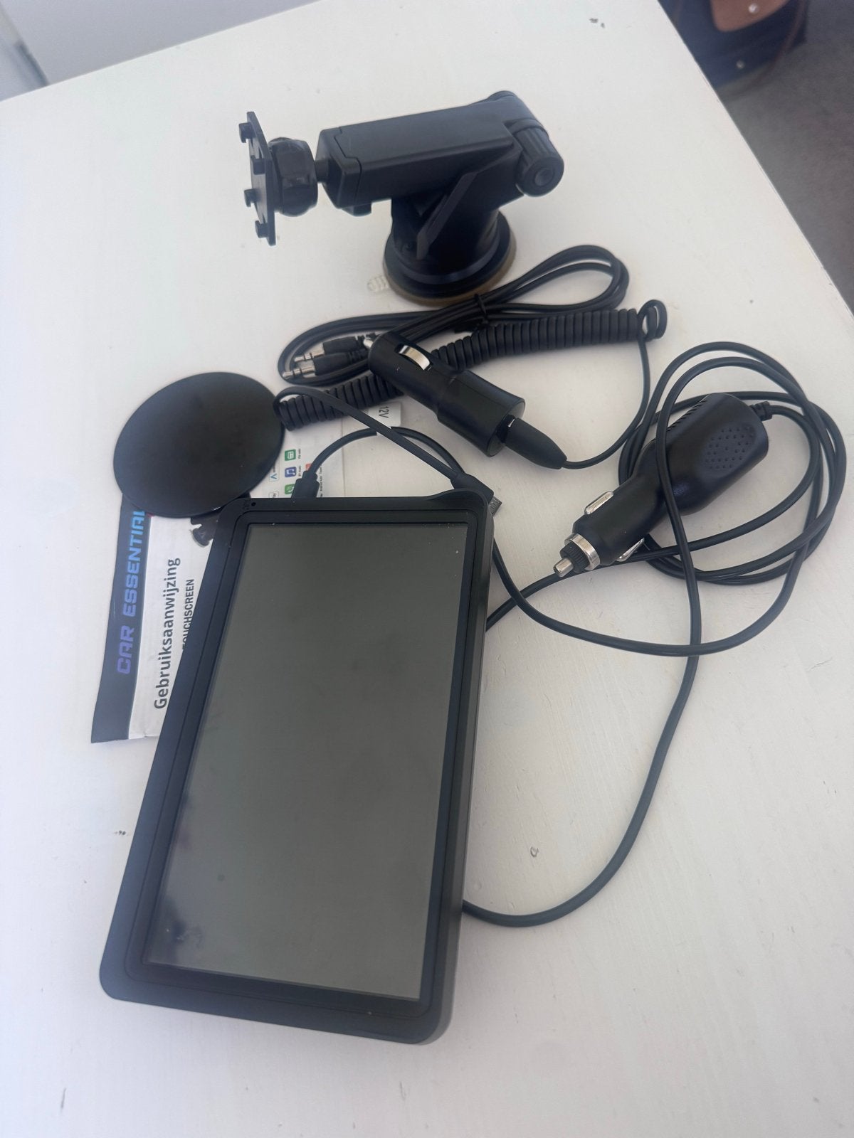 Car Essential Navigatiesysteem met accessoires, Ophalen, Zo goed als nieuw