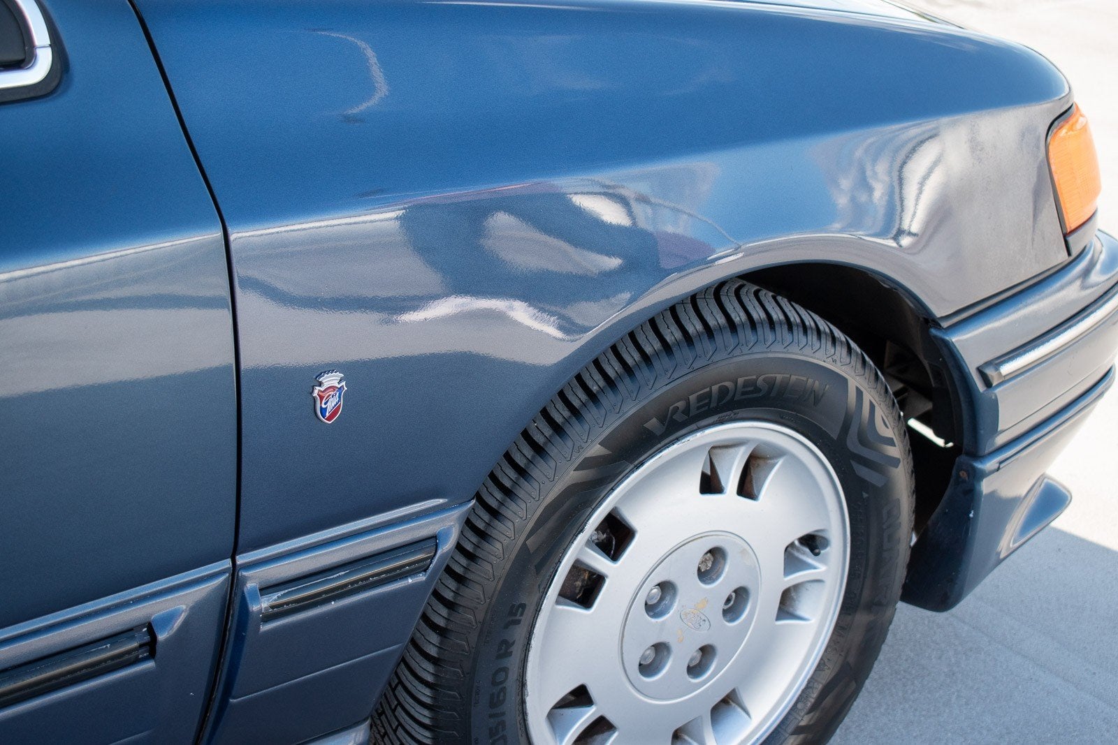 Ford Scorpio 2.8i V6 GHIA 1986 Automaat ABS 150pk Nieuwe APK, foto 9