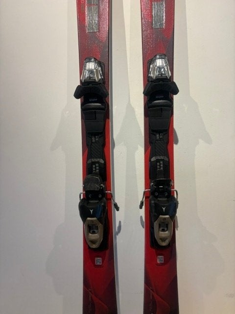 Atomic Cloud Q12 Revoshock Dames Allmountain ski lengte 152, Sport en Fitness, Skiën en Langlaufen, 140 tot 160 cm, Info@Atomic.com