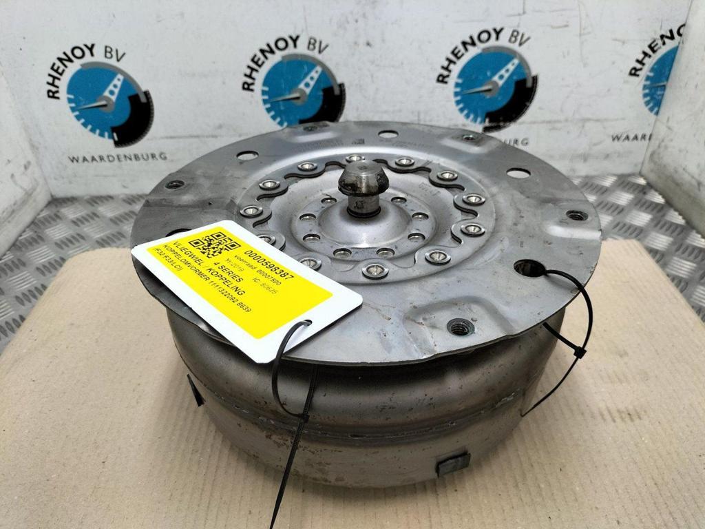 BMW 4 SERIES VLIEGWIEL / KOPPELING 2019, Ophalen of Verzenden, Gebruikt, ARN erkend