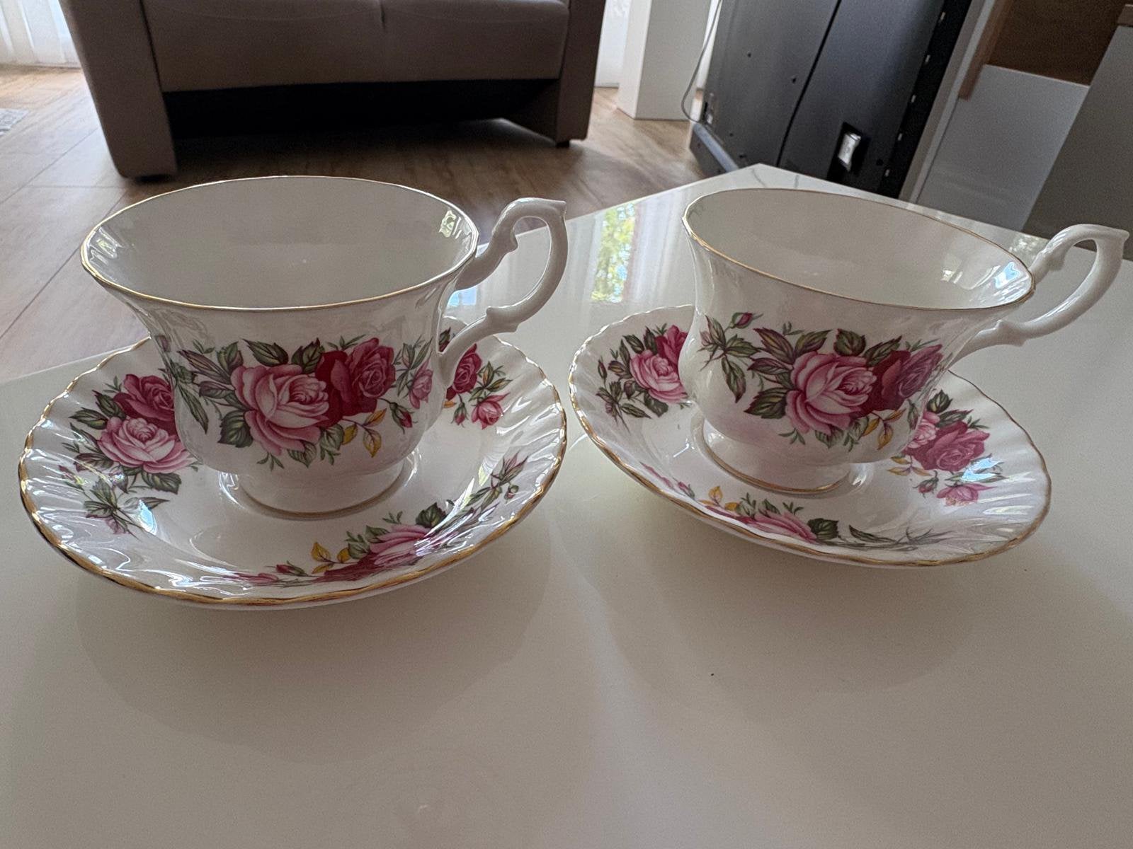 Royal albert servies, Ophalen